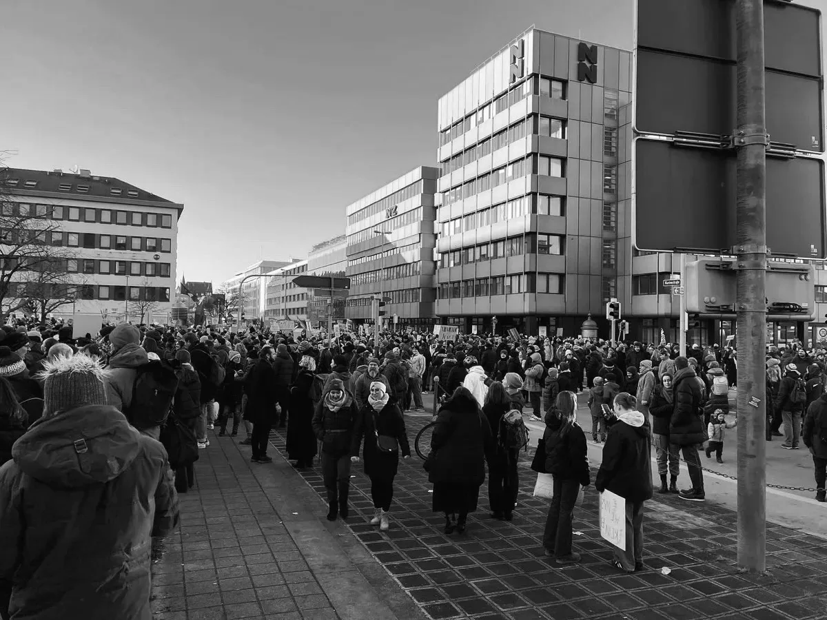 Erste Demo gegen AfD und Rechtsextremismus in Nürnberg 